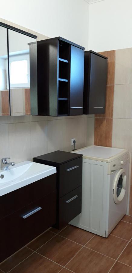 Ildi Apartman Gyenesdiás Esterno foto
